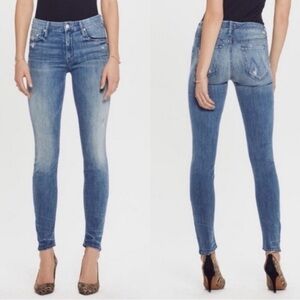 MOTHER • The Looker in Hooked Destroyed Skinny Jeans Size 28